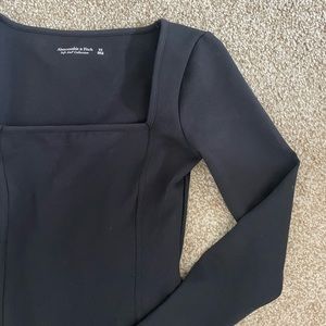 ABERCROMBIE BODYSUIT NEVER WORN